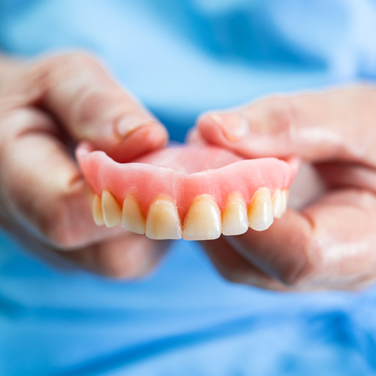 Flexy Denture Tambahan Per Gigi