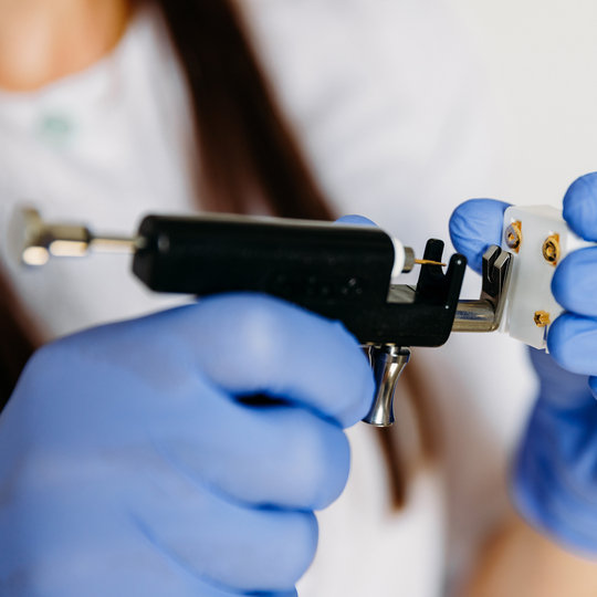 Tindakan Sunat & Tindik