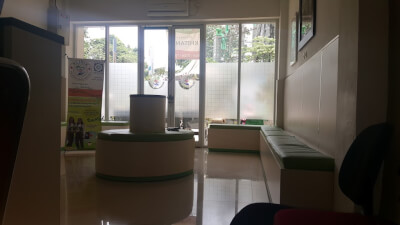 Bidan Anggi Rahmadani