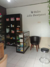 Bidan Lilis Dewiyanti