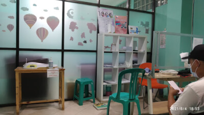 Bidan Anis Alina Ramadhani