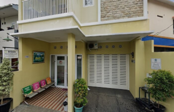 Bidan Desi Wulandari