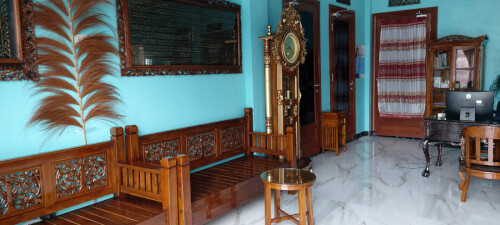 Bidan Fifit Endang Siregar