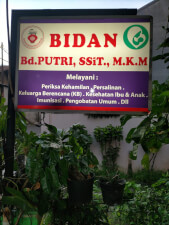 Bidan Putri Tri Hartati