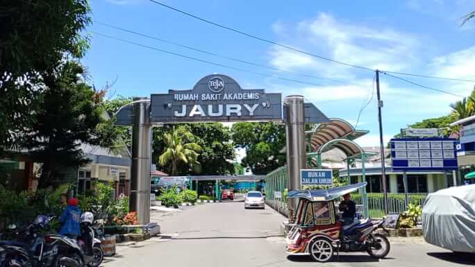 Yetuk sochli ayolning uy qurilishi fotosuratlari Ukraina porno devstvnts onlayn bepul