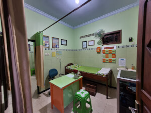 Bidan Eka Mamik Farida