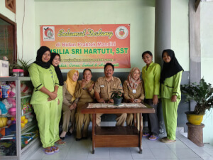 Bidan Cisilia Sri Hartuti 