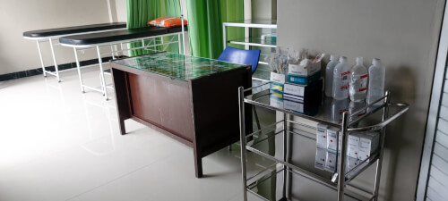 Bidan Fifit Endang Siregar