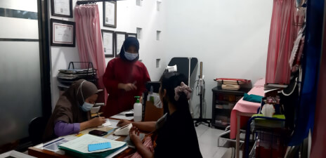 Bidan Vivi Rahmawati