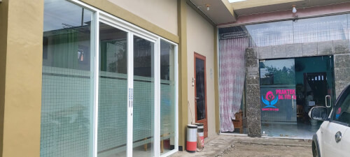 Bidan Fifit Endang Siregar