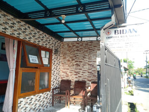 Bidan Choirotul Aulia