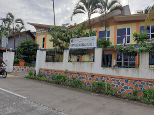 Bidan Hartati Ratnaningsih