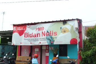 Bidan Nelis Anggraeni