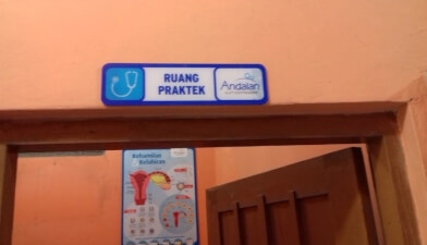 Bidan Iin Asih Lestari